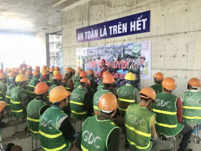 dao tao an toan dien trong xay dung
